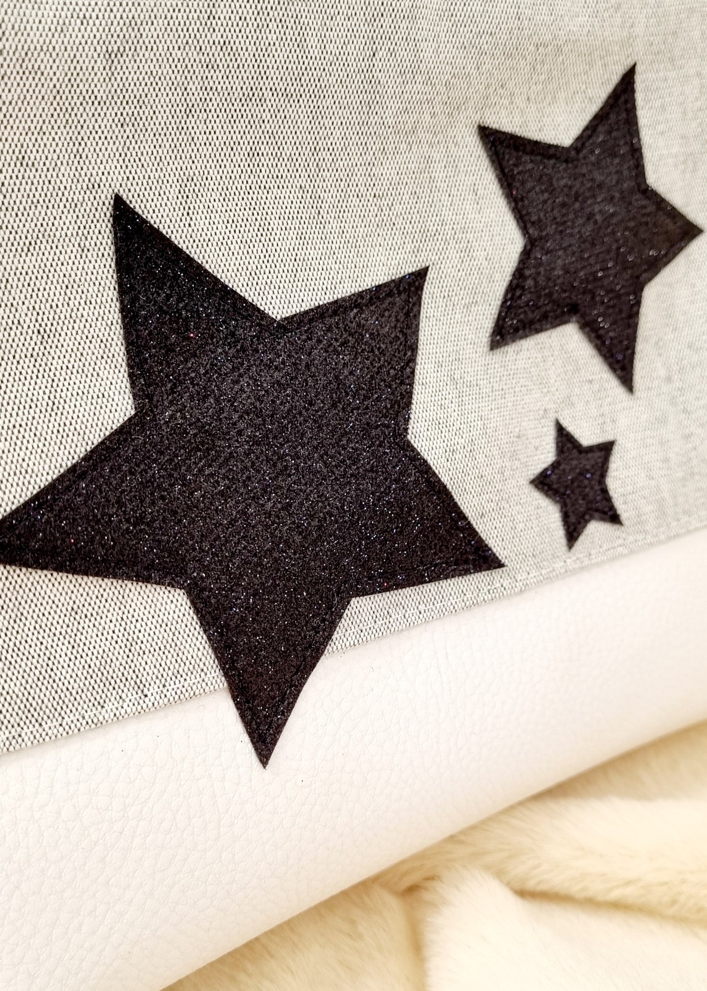 Pochette étoiles pailletées