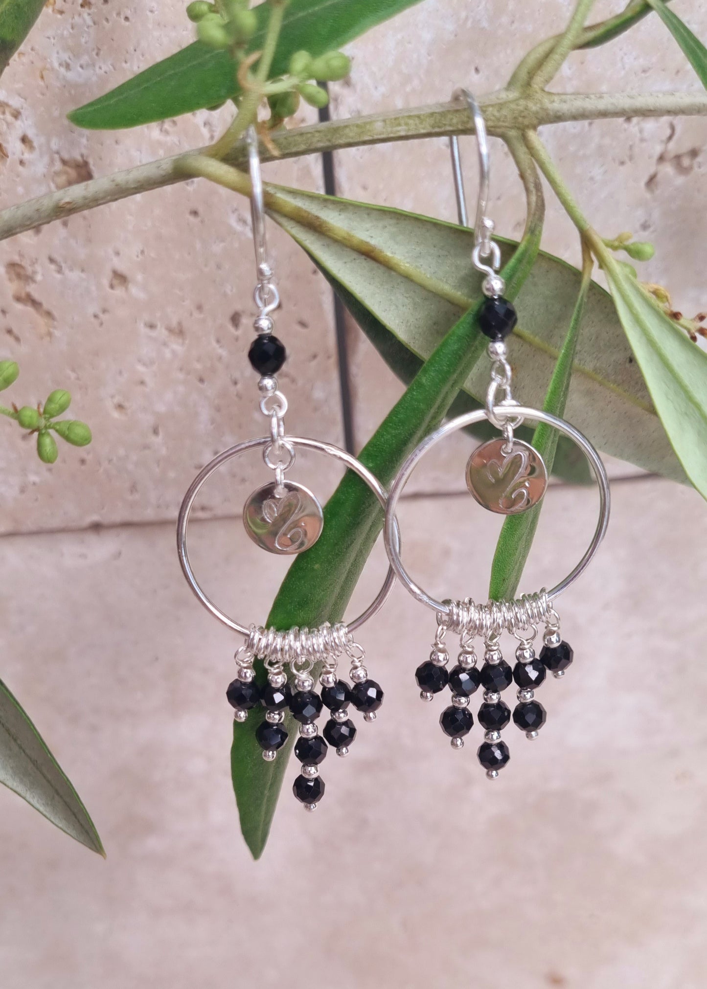 PUISSANTE Boucles d'oreilles Argent 925 et Spinelle noire